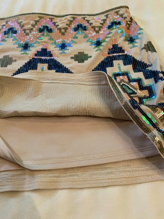 Express Aztec Sequin Mini Skit - Picture 5 of 11